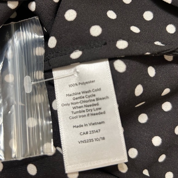 Talbots Black and White Boxy 3/4 Sleeve Blouse - Picture 6 of 6